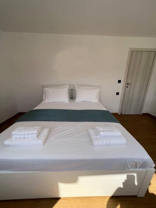Elounda Port Apartment Екстер'єр фото